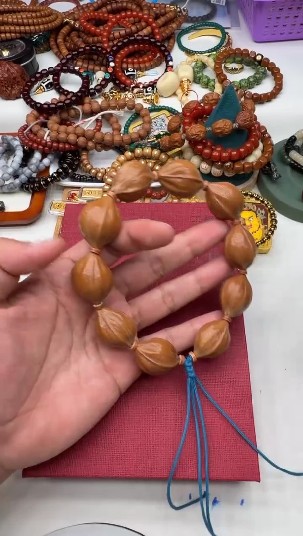 手串橄榄核四花大尺寸套盒