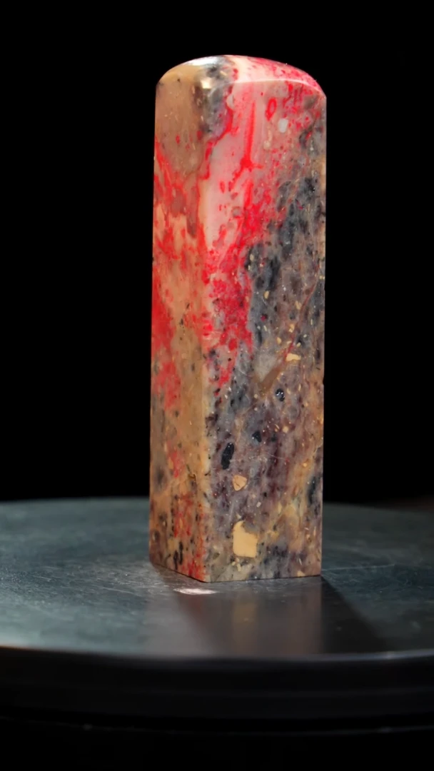 鸡血石刘关张鸡血石