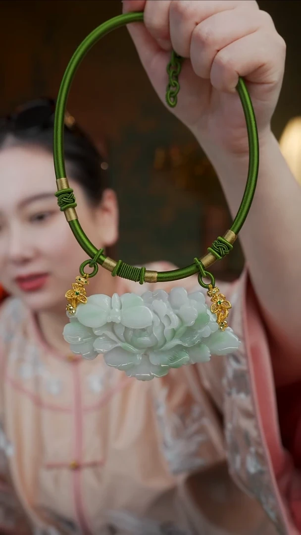 颈饰未镶嵌翡翠2646