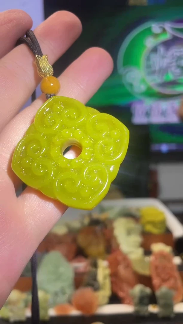 【闪购商品】岫玉吊坠未镶嵌·多样性发货*拍一发一