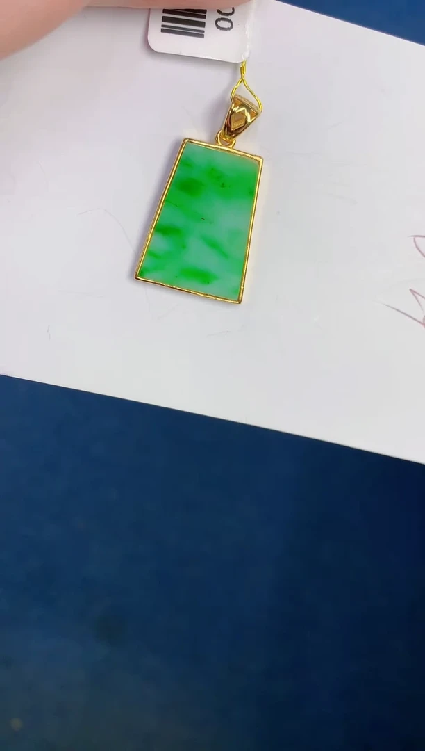 颈饰未镶嵌翡翠00000