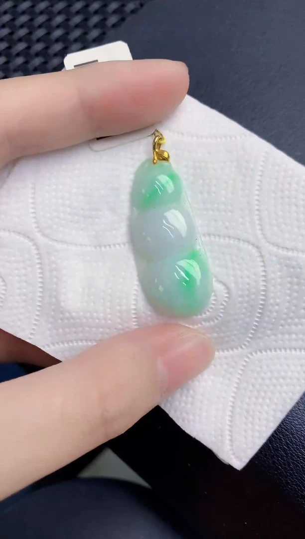 颈饰18K金镶嵌翡翠天然翡翠缅甸A货