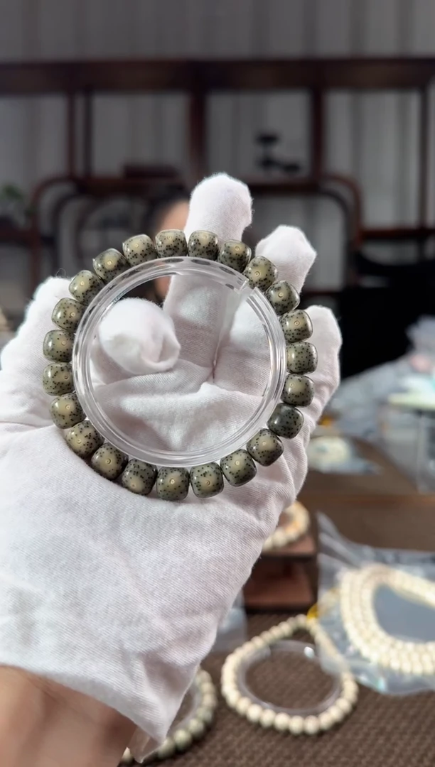 手串星月菩提帝王绿（10*9）2082