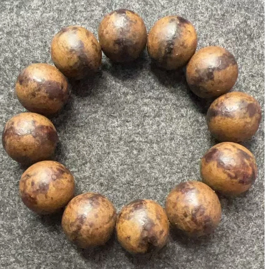 13A21福莱精选老黄奇手串20mm脖挂8mm