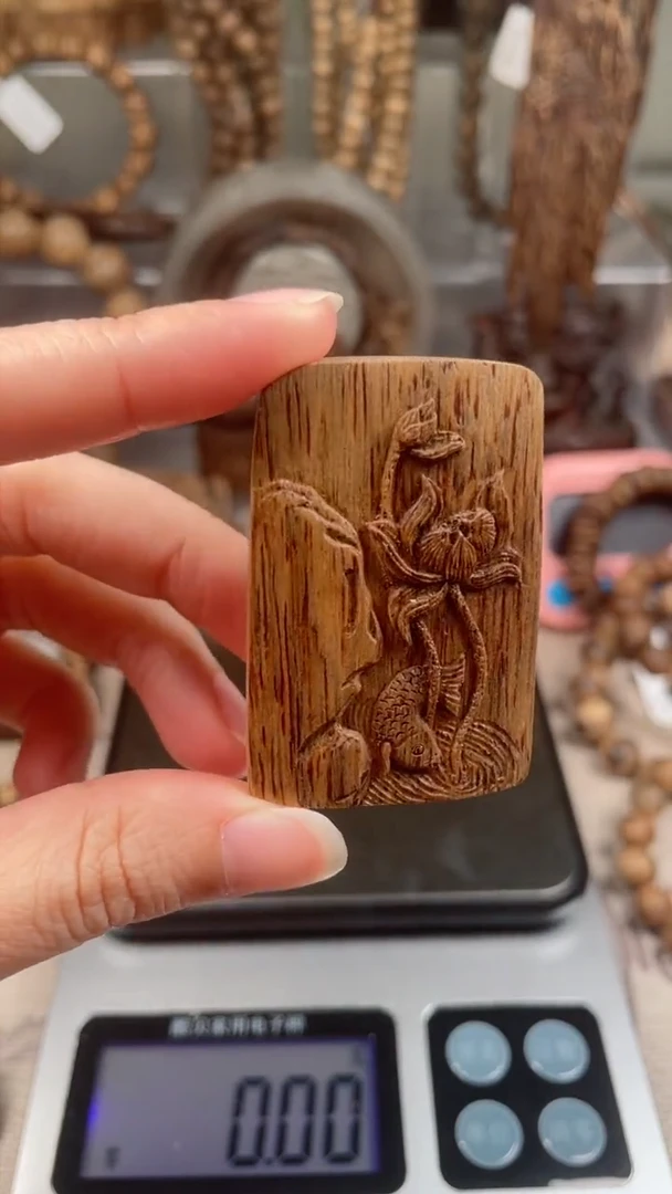 【闪购商品】沉香沉香木制品都蓬 荷花牌子