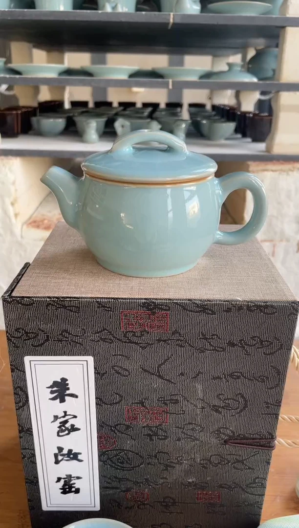 天青釉 手拉 汉瓦壶 微瑕 朱晓辉作品 190ml