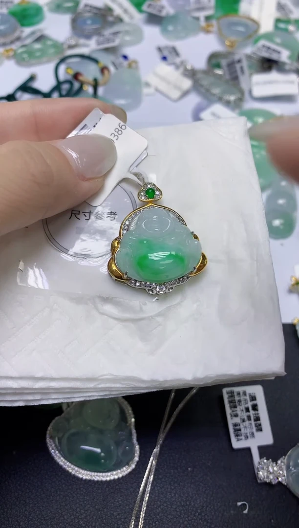 颈饰未镶嵌翡翠天然缅甸翡翠A货百元以上9元证书费自理