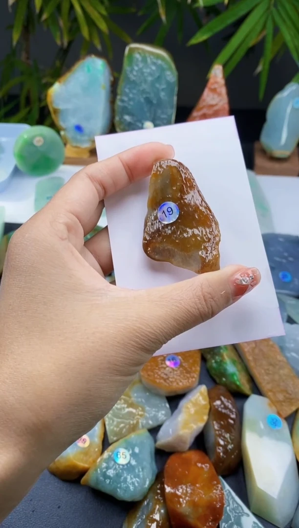 【闪购商品】定制翡翠未镶嵌翡翠