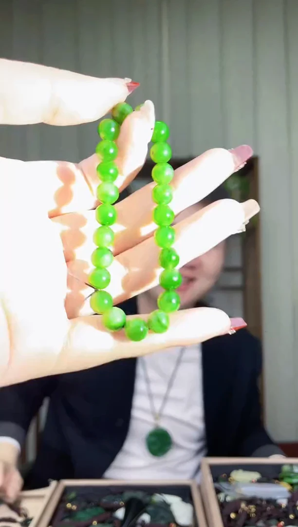 【闪购商品】和田玉挂件未镶嵌拍一发一，多样性发货！