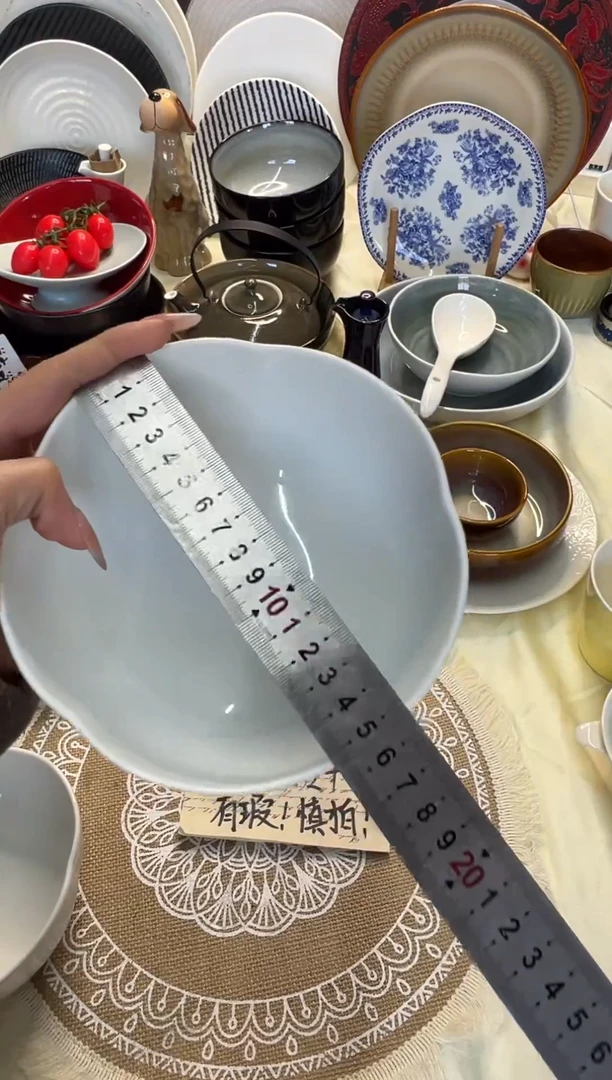 新骨瓷003-1瑕疵 冷白  6寸 花朵碗