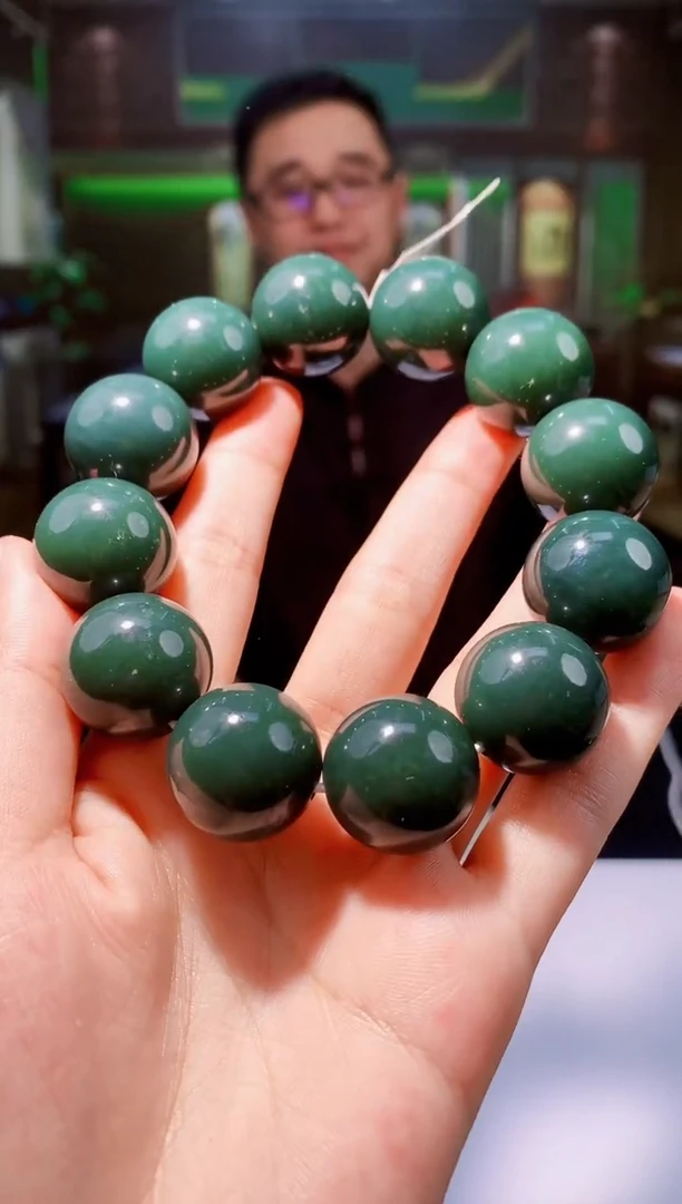 定制和田玉玉润东方天然和田玉（拍一发一）