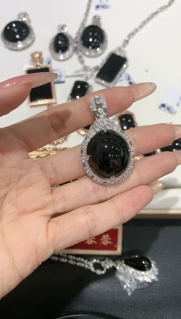 【闪购商品】翡翠吊坠(不含链)18K金镶嵌团购6