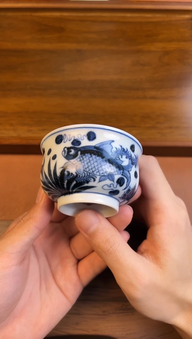 问青坊纯手工手绘仿元青花鱼藻柴窑炉式杯