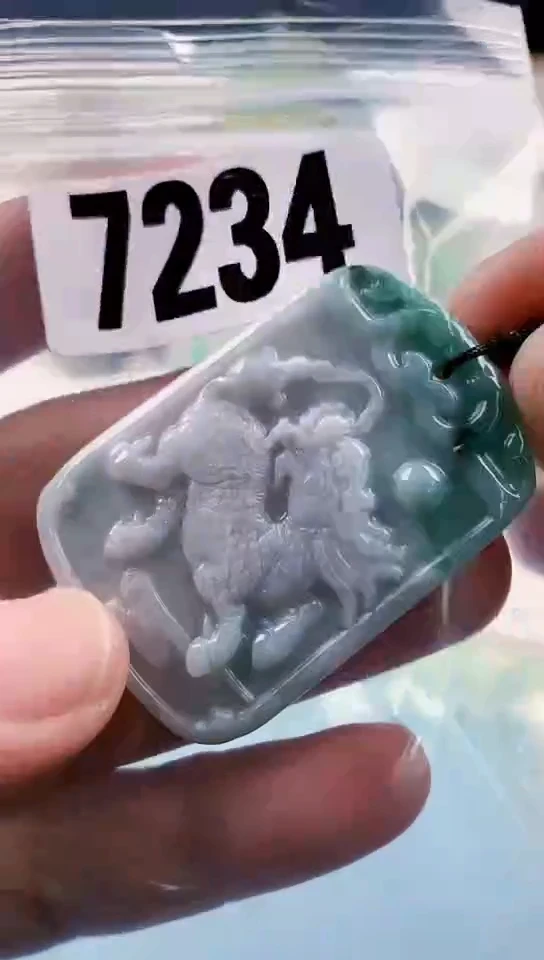 【闪购商品】翡翠挂件未镶嵌天然翡翠吊坠挂件