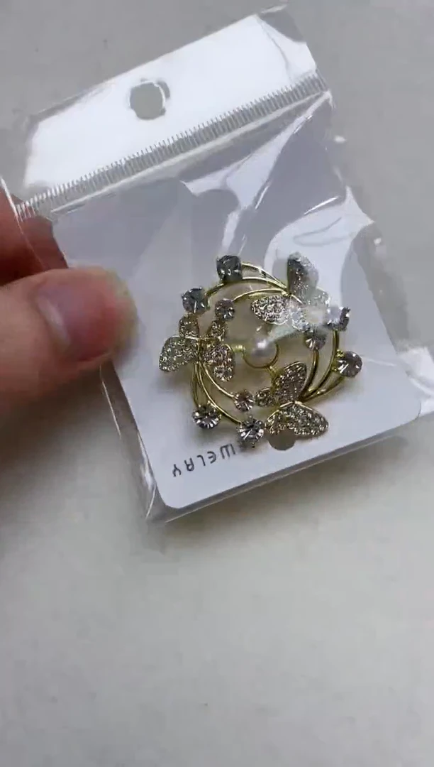 未镶嵌胸饰海水珍珠