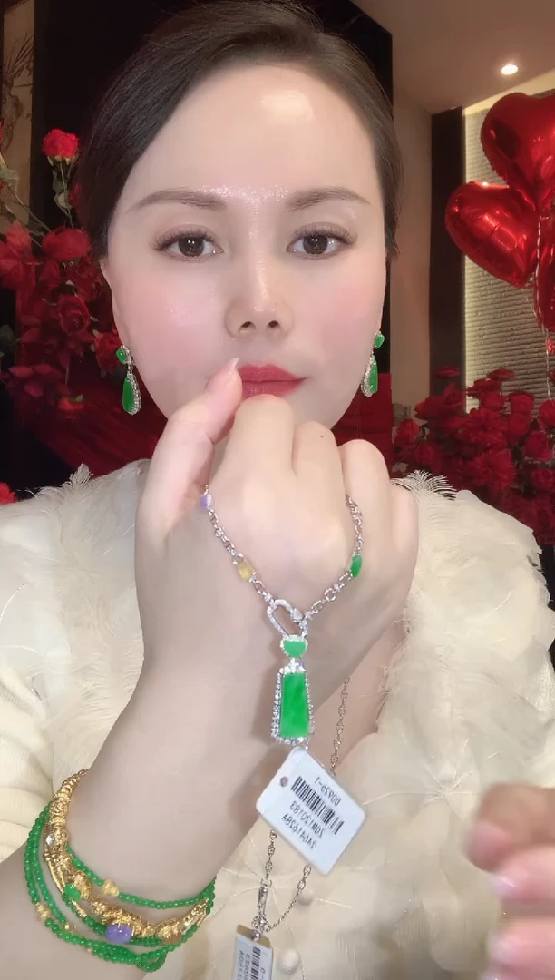 套链18K金镶嵌翡翠C111 多样性发货一件