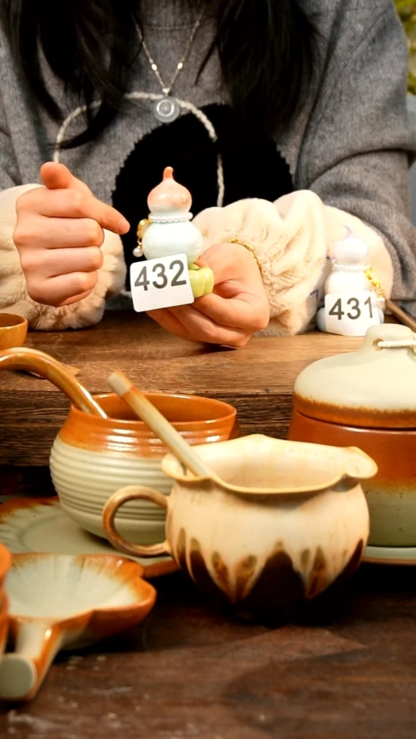 盘高颜值粗陶餐具限时抢购