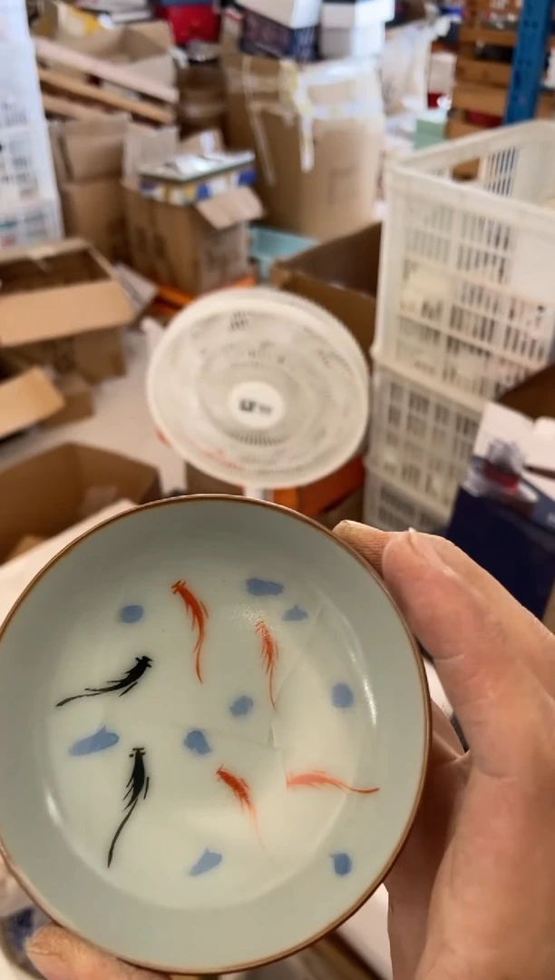 无运费险有瑕疵的摄影的产品有使用过的痕迹有点脏介意勿拍