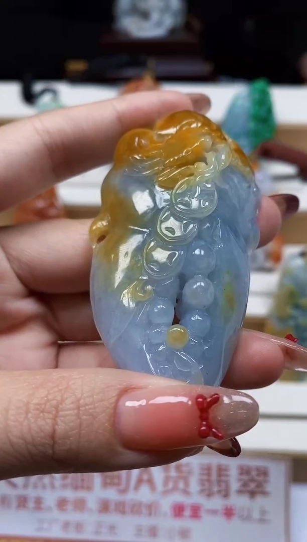 颈饰未镶嵌翡翠翡翠A货