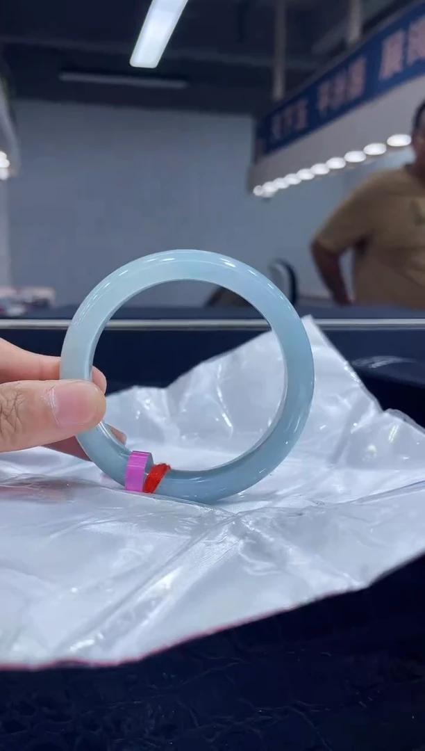 未镶嵌手镯翡翠3