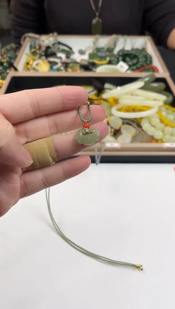 颈饰未镶嵌和田玉多样性拍一发一   4