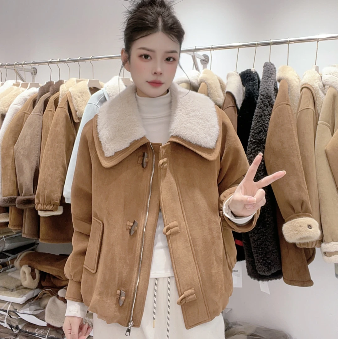 新年战袍冬季新品加绒加厚韩版牛皮绒百搭翻领女外套时尚韩版宽松