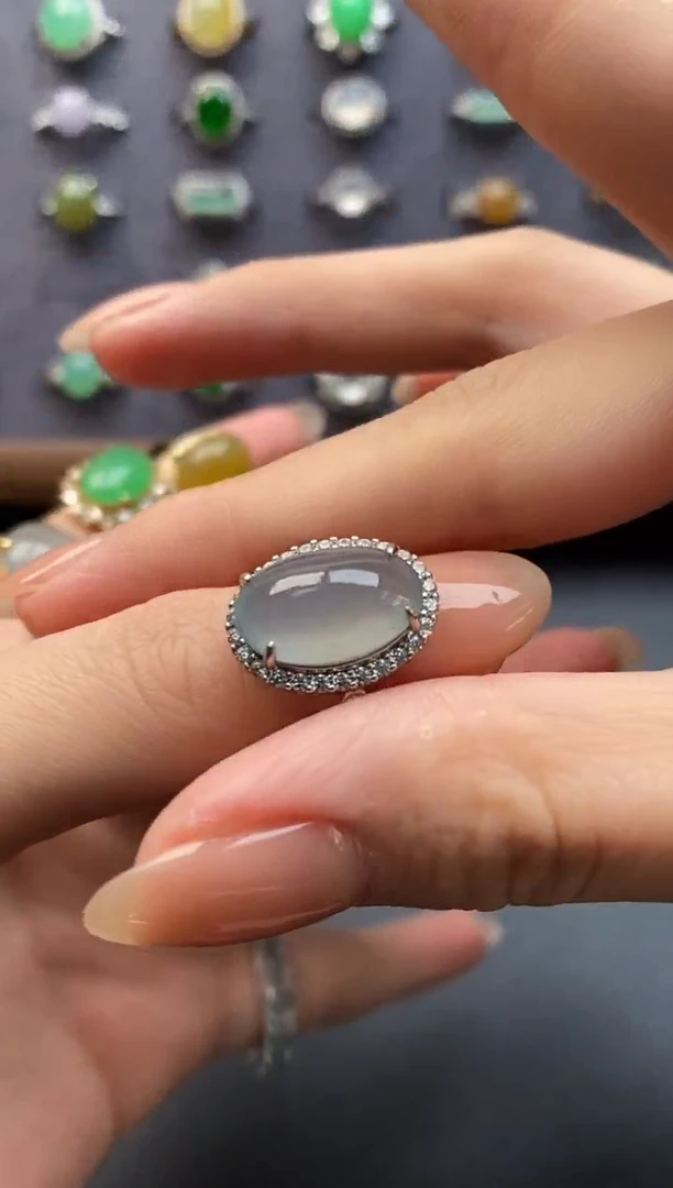 银S925镶嵌戒指翡翠一物一证一礼盒