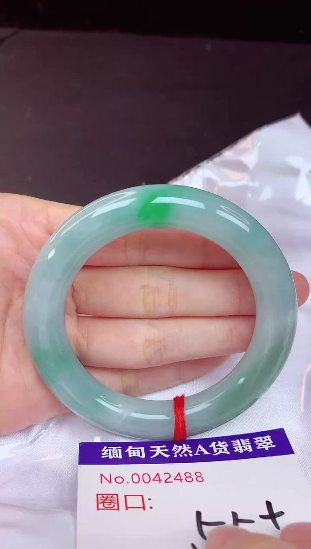 未镶嵌手镯翡翠55