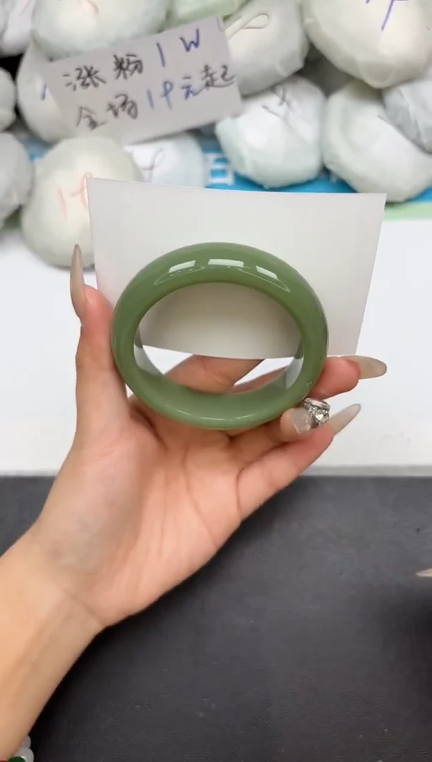 未镶嵌手镯石英质玉160-55-56