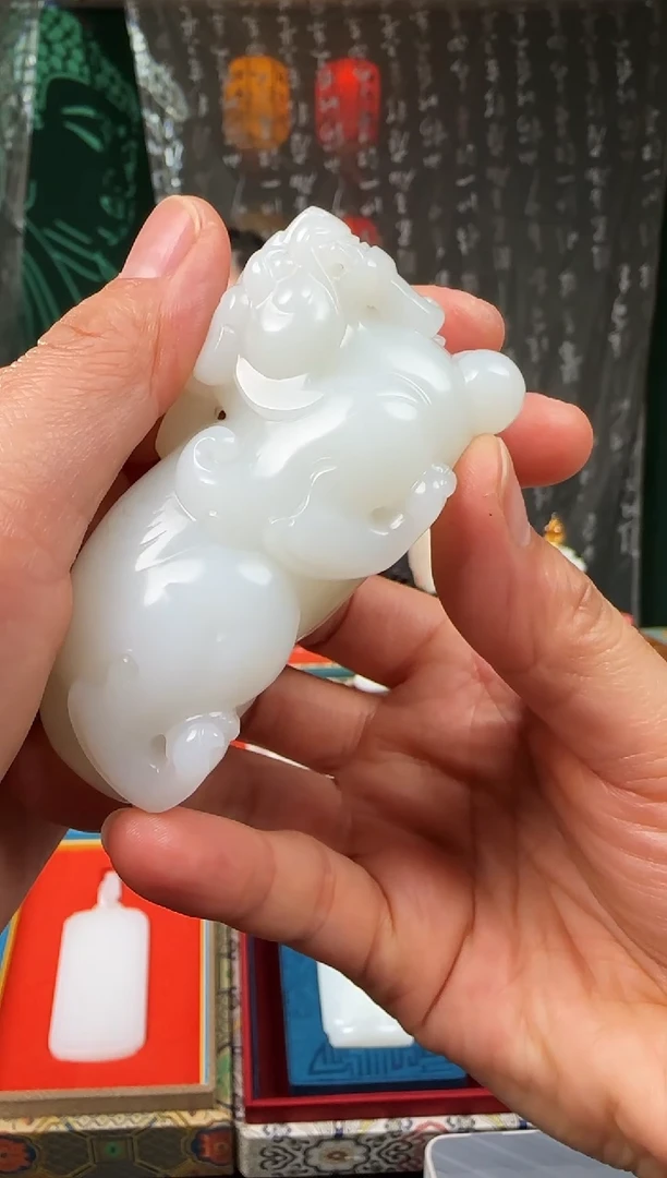 未镶嵌和田玉把件龙*天貔貅