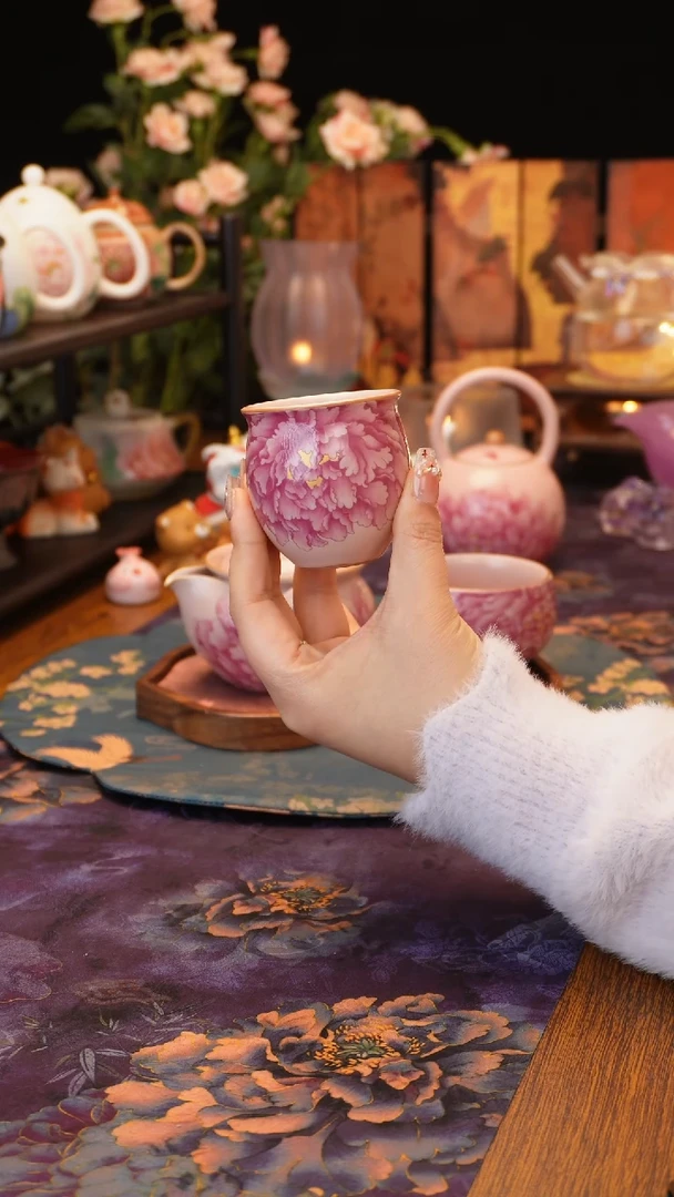 【闪购商品】粉汝牡丹蛋杯······