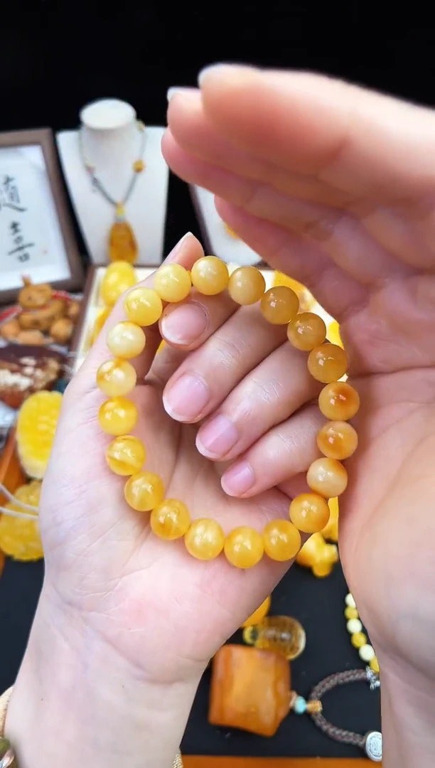 琥珀未镶嵌珠宝奇石幸**孩柒月