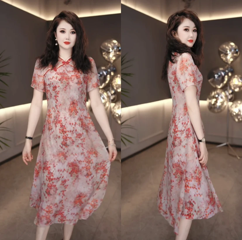 2025夏季新款减龄显瘦气质时尚洋气印花粉色法式复古碎花连衣裙