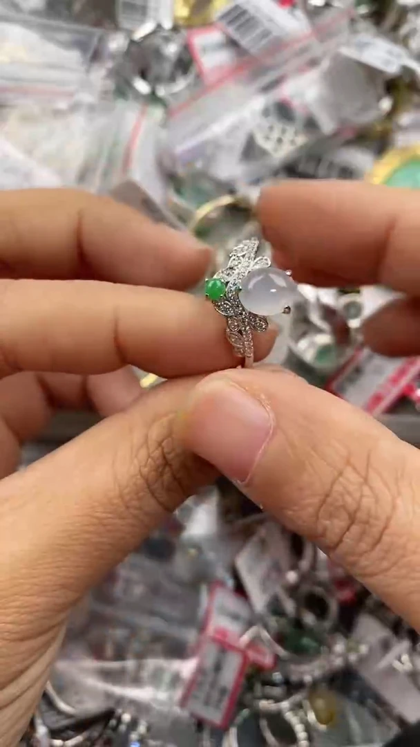 银S925镶嵌戒指翡翠222             3