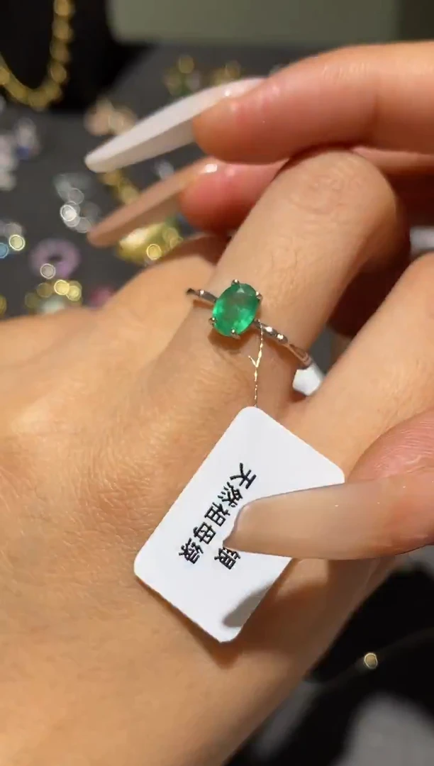 银S925镶嵌戒指祖母绿戒指