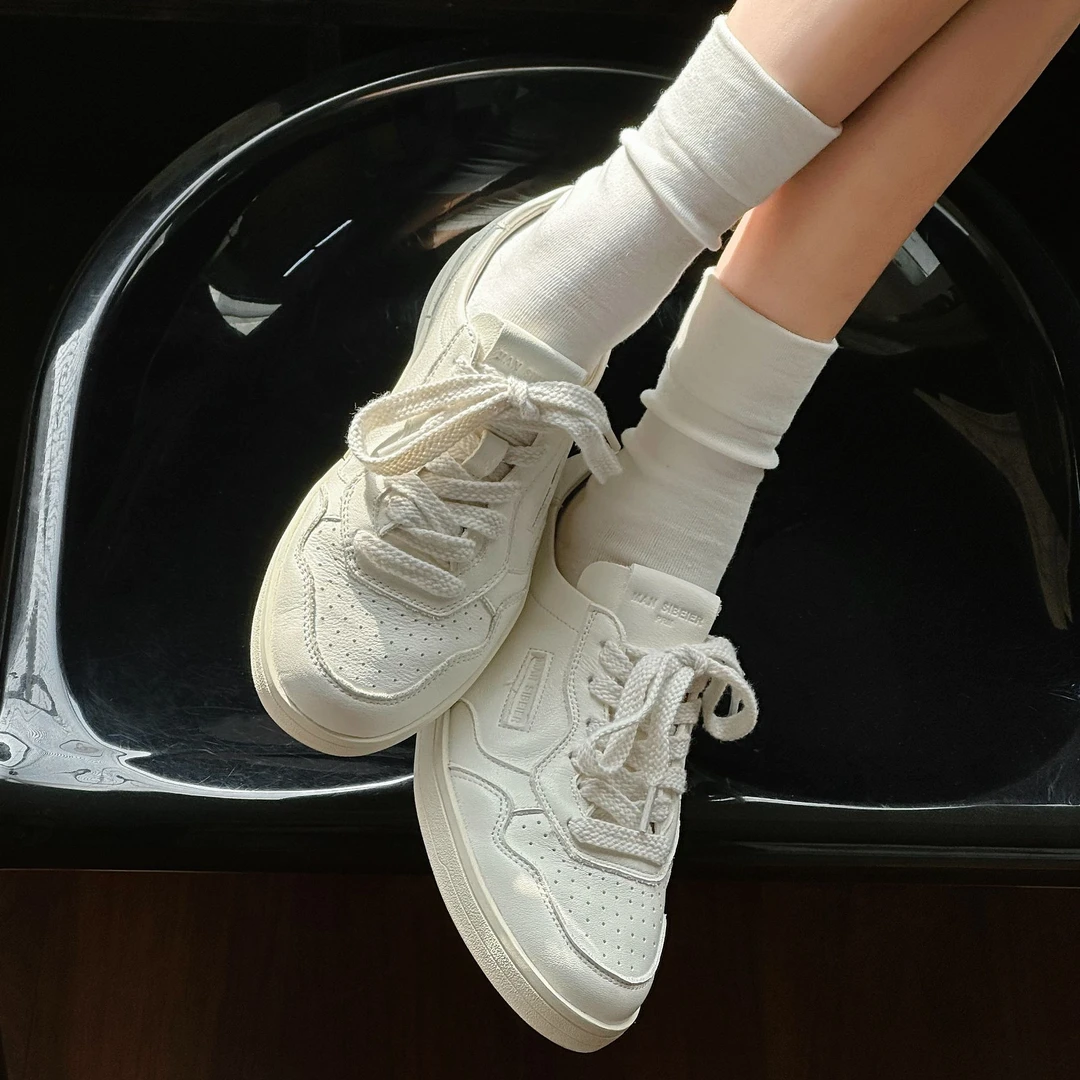 原创设计【晨雾迷恋】牛皮版2026春季爆款‘北欧风小白鞋百搭’女