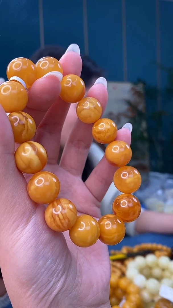 裸石琥珀未镶嵌1/4多样性发其一102