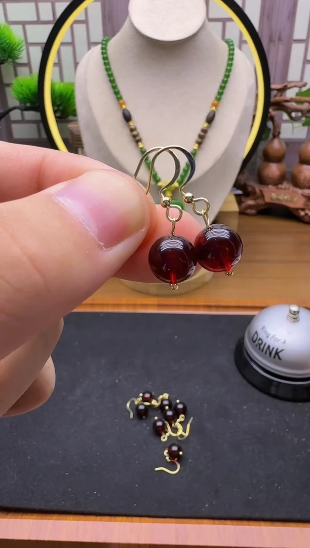 血珀14K金镶嵌耳饰E29