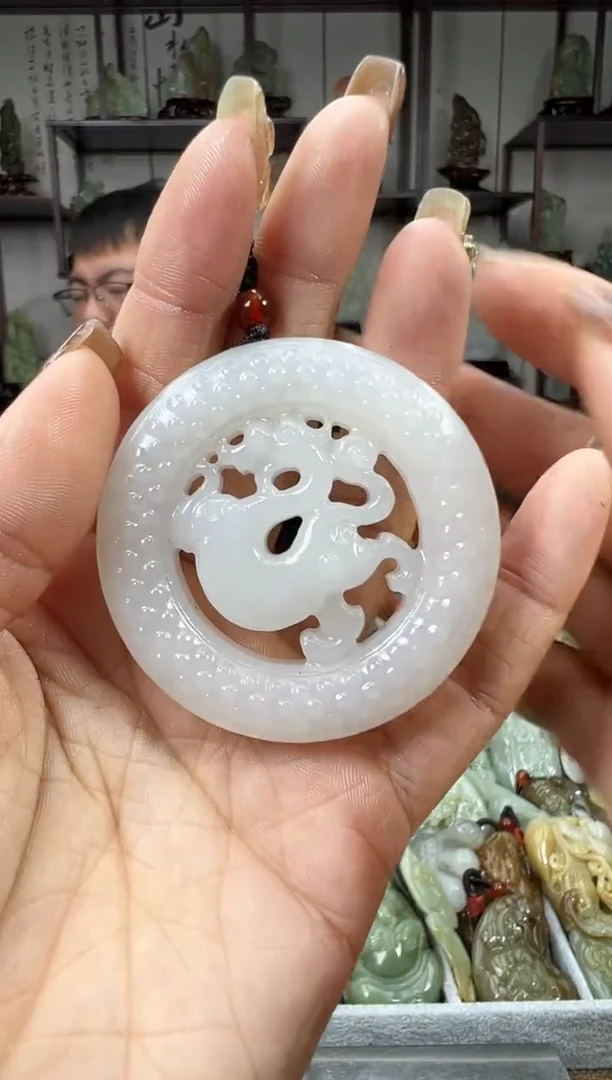 未镶嵌和田玉把件1