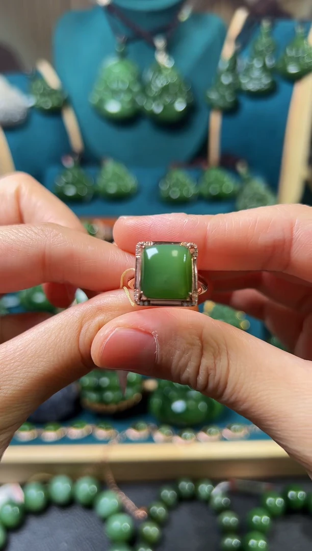 和田玉（碧玉）戒指银S925镶嵌碧玉