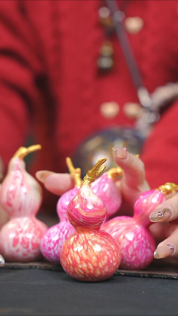 【闪购商品】WO144漂漆精致小手捻{未开口}随缘发