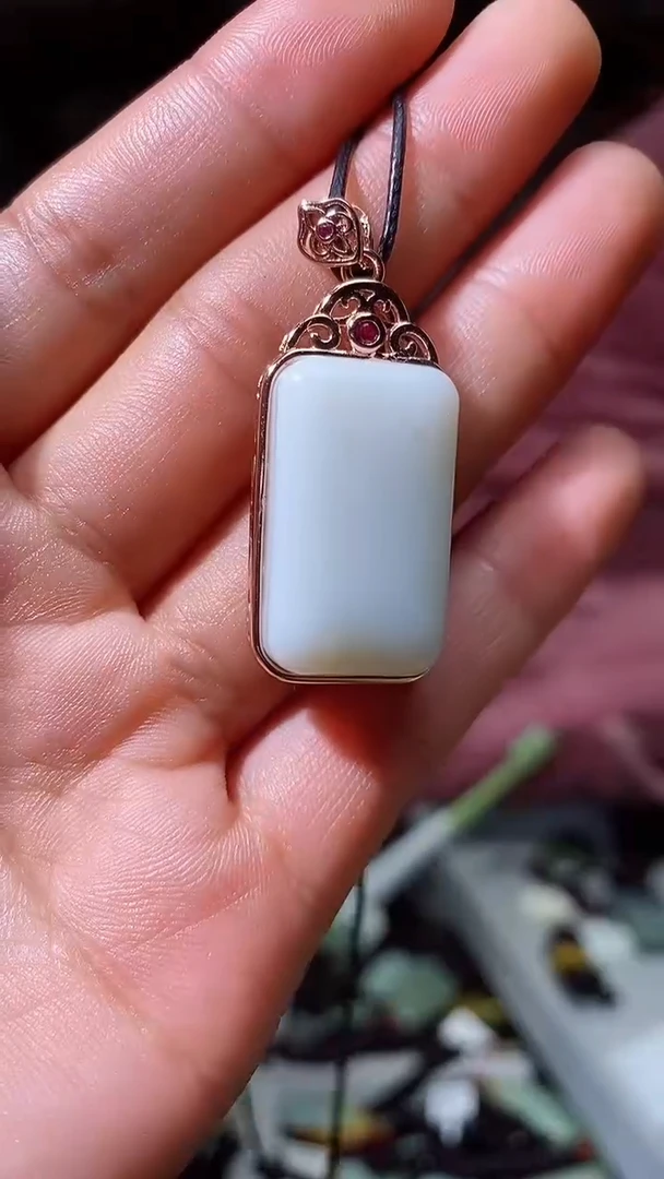 【闪购商品】和田玉挂件未镶嵌1