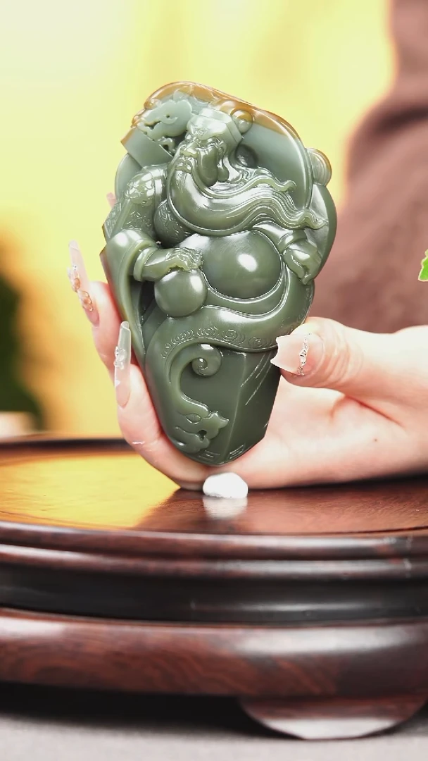 未镶嵌和田玉把件龙*天