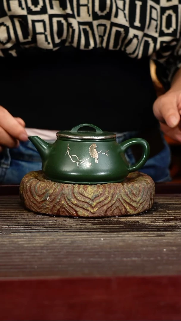 宜兴原矿紫砂壶茶壶宜兴原矿紫砂壶茶壶200C