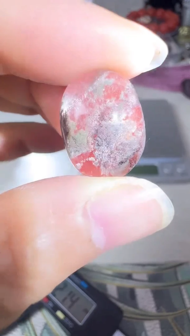 颈饰未镶嵌水晶11矿坑