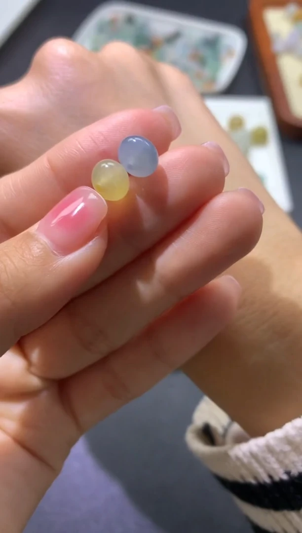 【闪购商品】定制翡翠未镶嵌鼓珠800+80