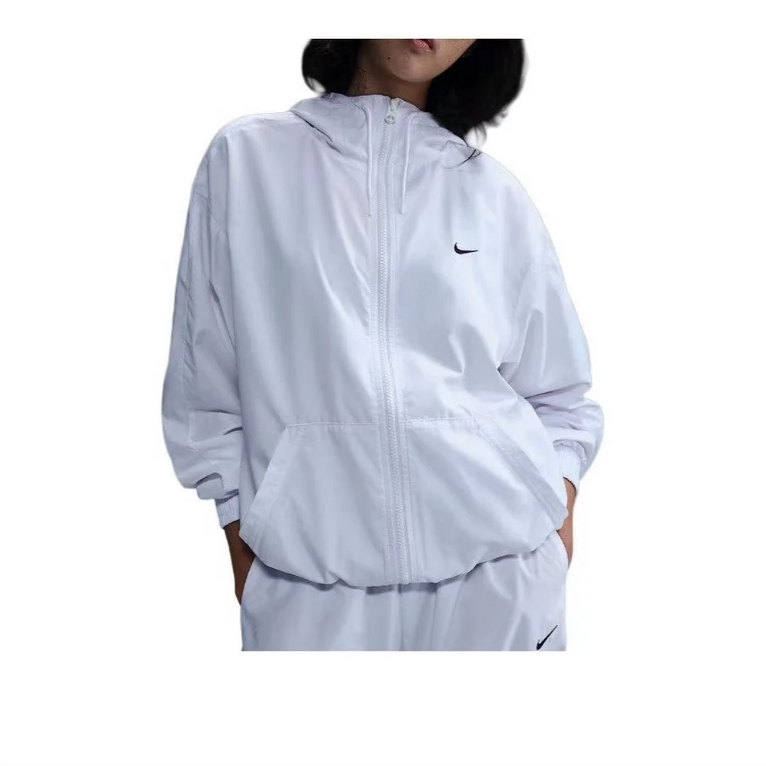NIKE/耐克女款休闲运动梭织连帽拉链运动风夹克外套FV6299100