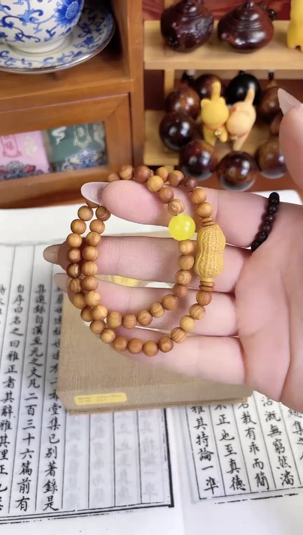 非洲檀香无事牌菩提木质串珠手串/多发性其一/不带盒子