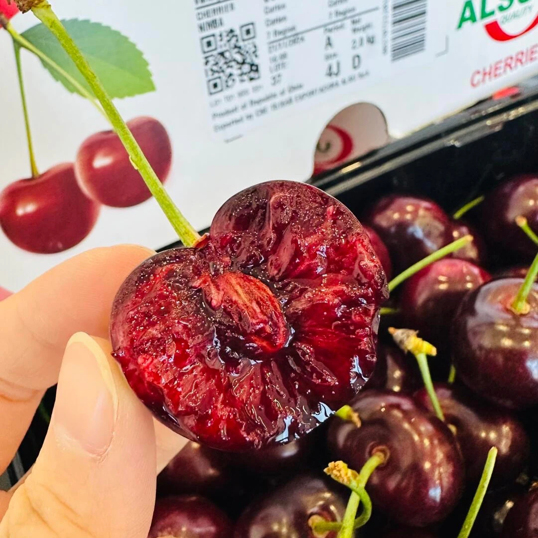 4JJJJ车厘子【智利空运】鲜果 果经32mm以上500g 内附果径卡智利