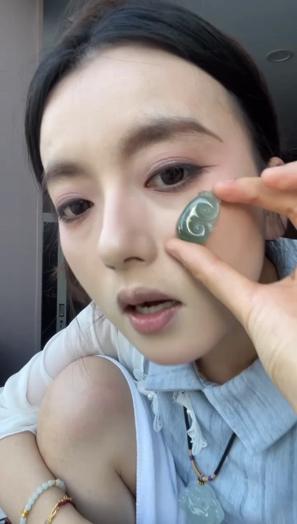 吊坠(不含链)未镶嵌翡翠天然缅甸A货翡翠